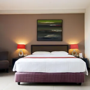 https://100-sunset-hotel-managed-by-eagle-eyes.hotelsseminyak.net