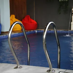 https://duo-legian-hotel.ubudhotelsnow.com